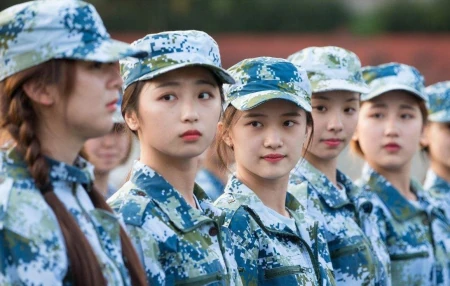 新生第一次自我介绍，想要获得别人的好印象，就不要说这3句话（新生自我介绍怎么说）